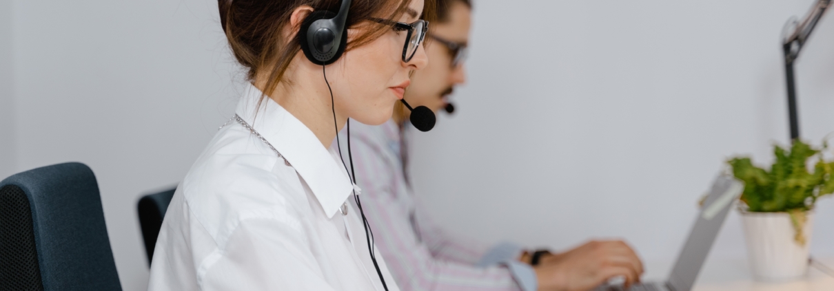 Set up IVR and Recorded Greetings to Improve Your Business Call Flow